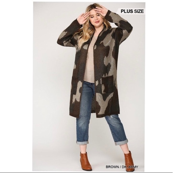 GiGiO Sweaters - GiGiO Camouflage duster cardigan sweater (size 2X) - NWT